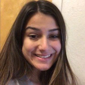 Meet your Posher, Karlie